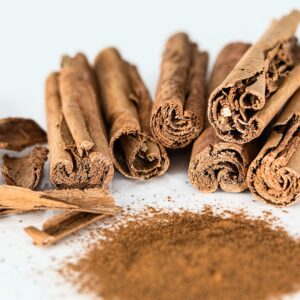 cinnamon stick, cinnamon powder, spice-514243.jpg