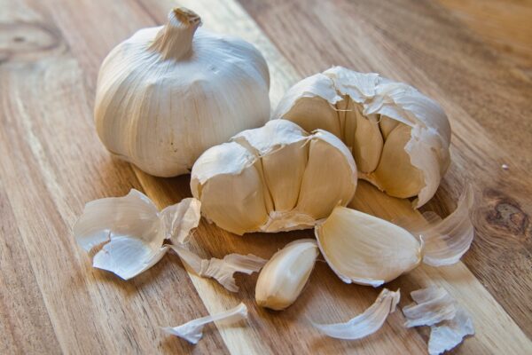 garlic, seasoning, garlic cloves-5207282.jpg
